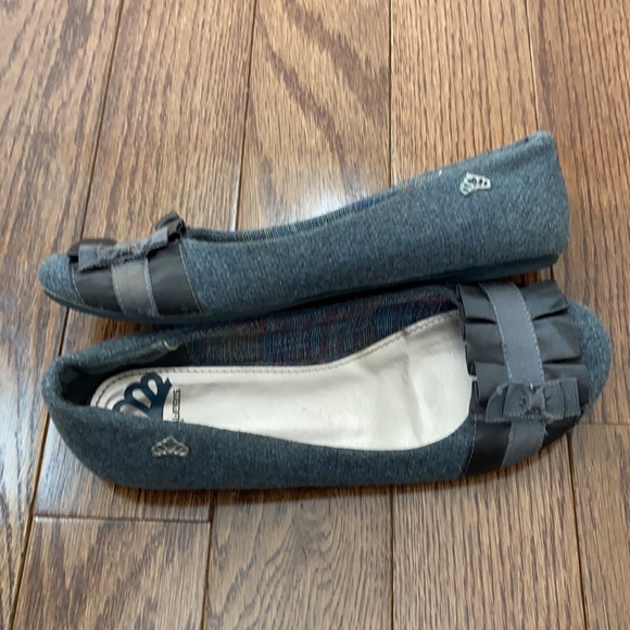 2 for $10- Fergalicious By Fergie Flats, Size 7.5 - Picture 8 of 10